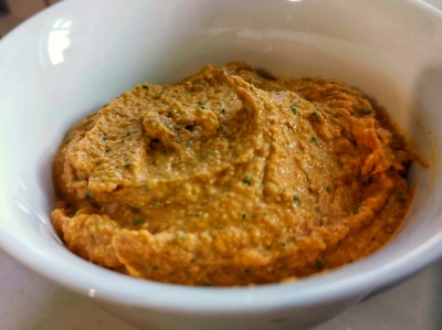 САЛАТА ХУМУС